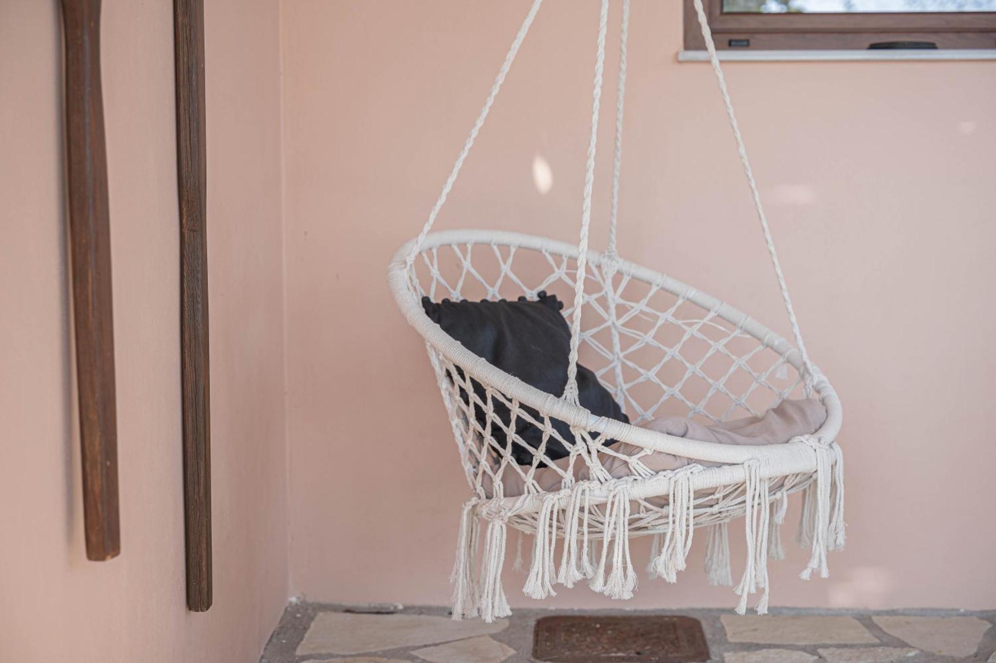 Paralio Astros Beachfront Suites Xiropigado Buitenkant foto